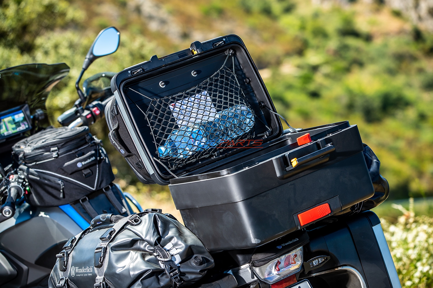 thumbnail image 2 of Universal Cargo Net For BMW Motorrad Cases – Fits Top Case, Vario Cases & Panniers 2 of 5